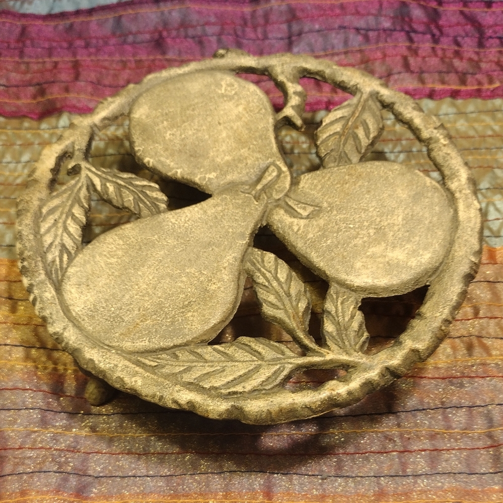 Vintage Metal ( Cast Iron? ) Trivet